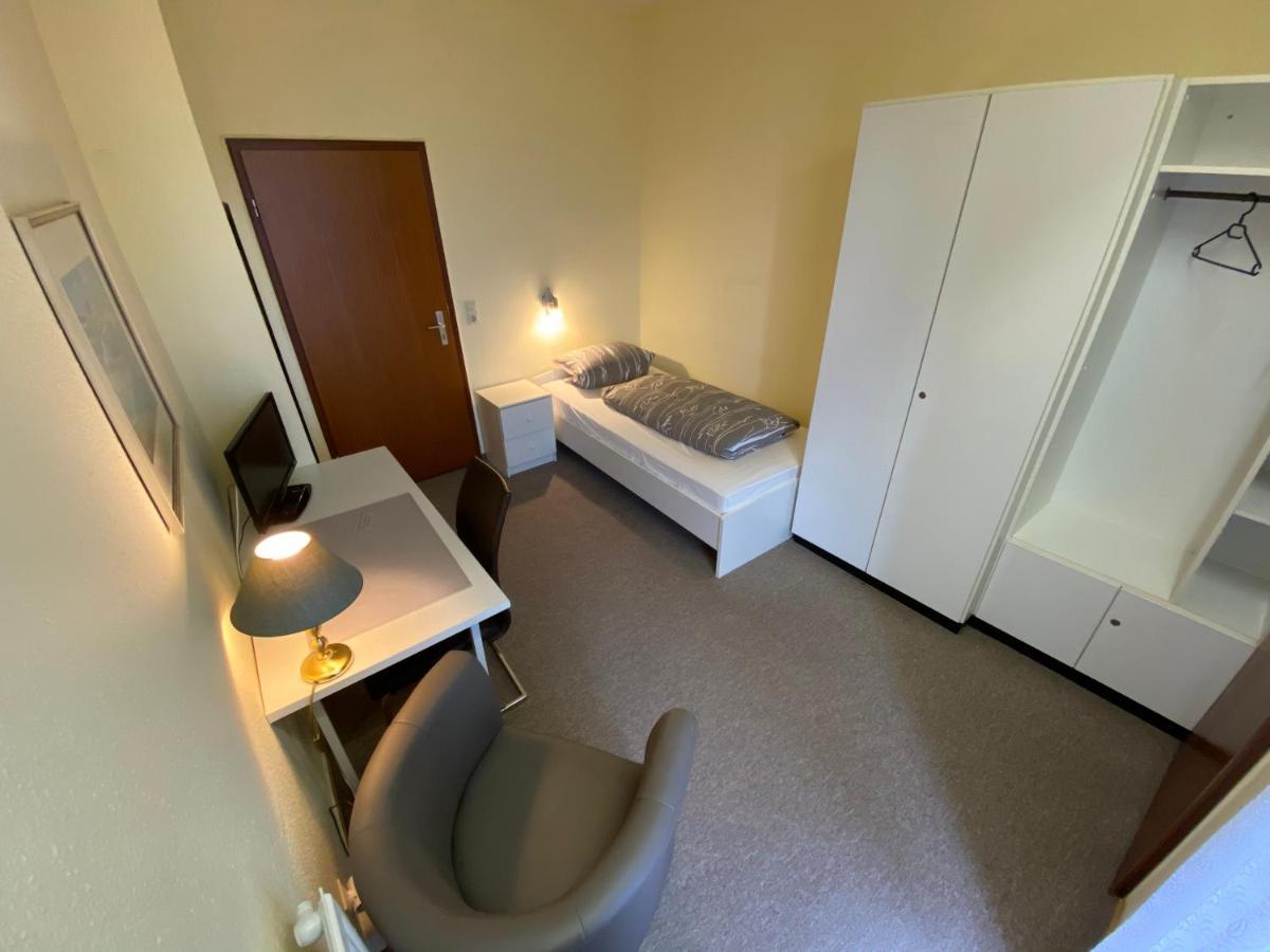 Hotelpension Am Thermalbad Bad Nenndorf Ngoại thất bức ảnh